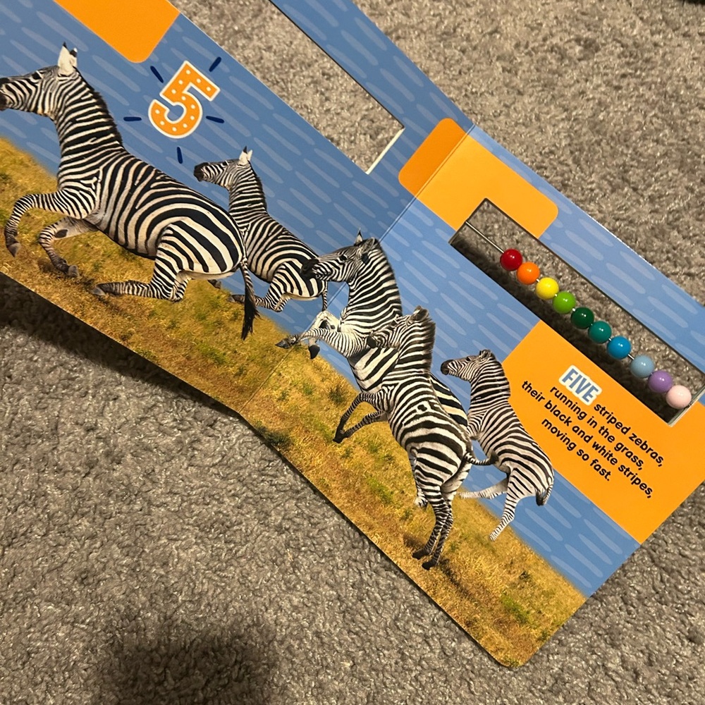 Wild Counting Animal KidsBoard Book Multicolor Learning ABC Travel Vacation - Picture 2 of 3